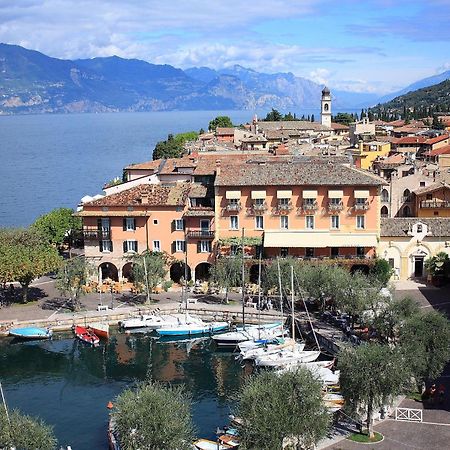 Albergo Gardesana Торри-дель-Бенако Экстерьер фото